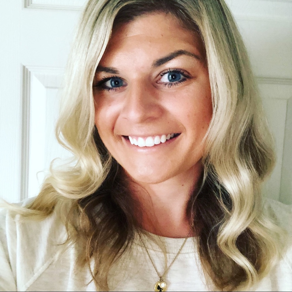 Meet your Posher, Courtney